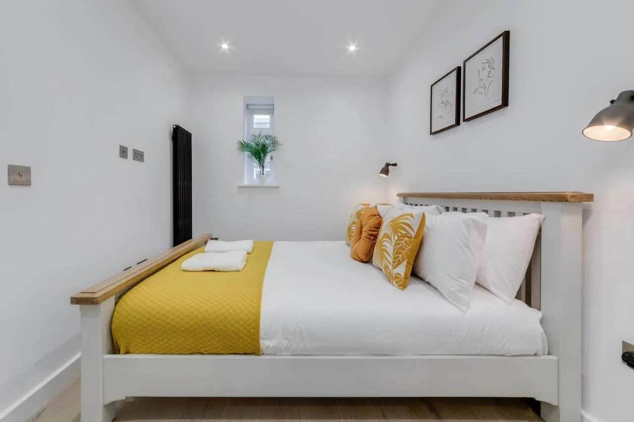 Deluxe 1 Bed Flat - Shoreditch, Aldgate & The City Of London Apartment